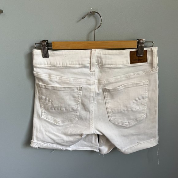 American Eagle Size 4 White Jean Shorts - Picture 2 of 3